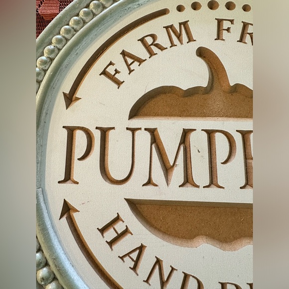 NWT Fall Wooden Pumpkin Sign - Picture 3 of 6